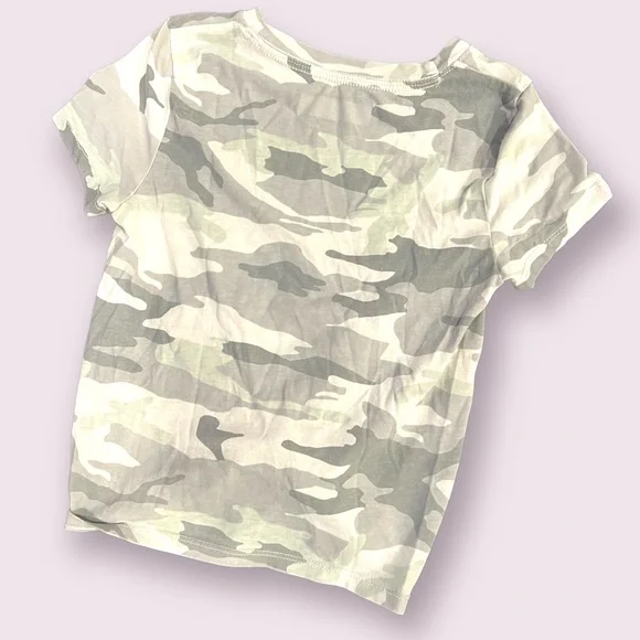 3 Abercrombie & Fitch kids tops - Picture 15 of 16